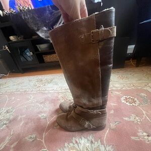 UGG suede and leather boots size 5